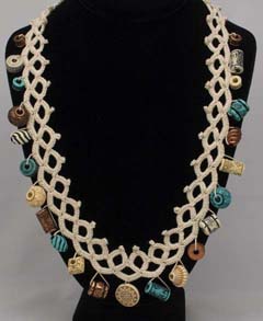 Faux Tatting Crochet Necklace