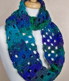 crochet cowl